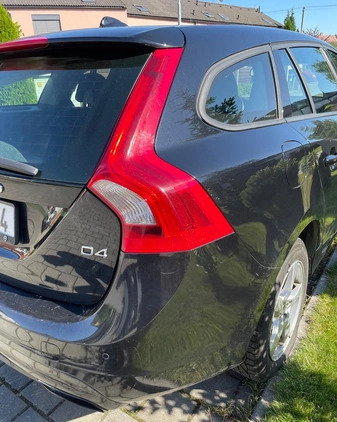 Volvo V60 cena 35800 przebieg: 285000, rok produkcji 2014 z Sosnowiec małe 46